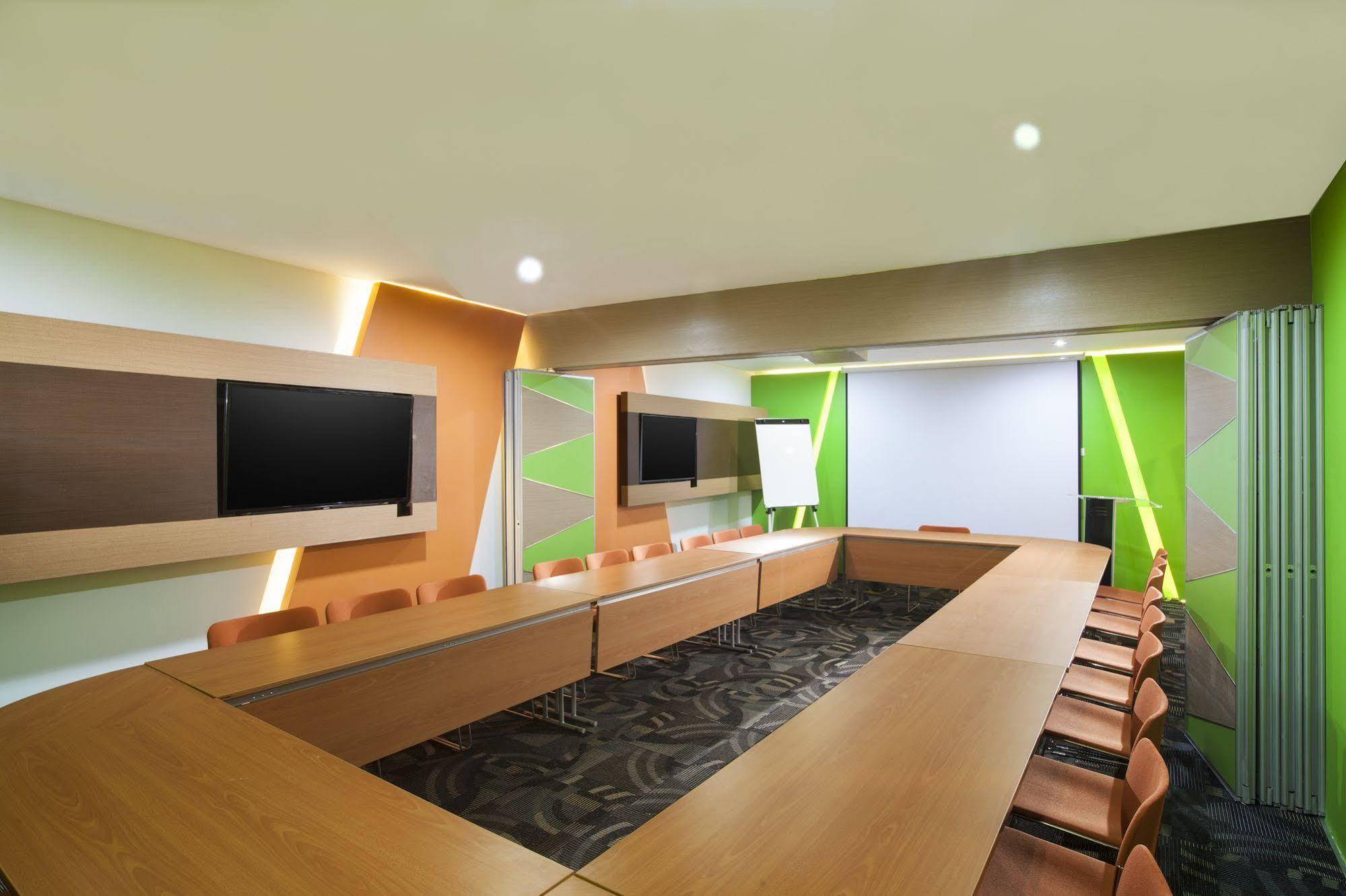 Cordia Hotel Makassar Airport Mandai Eksteriør billede